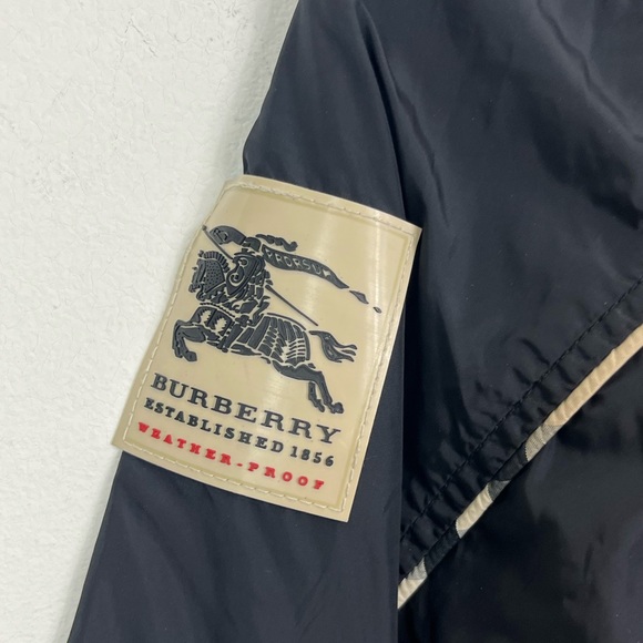 Burberry Unisex Black Weather-Proof Jacket Sz 4Y/104cm - Picture 7 of 13